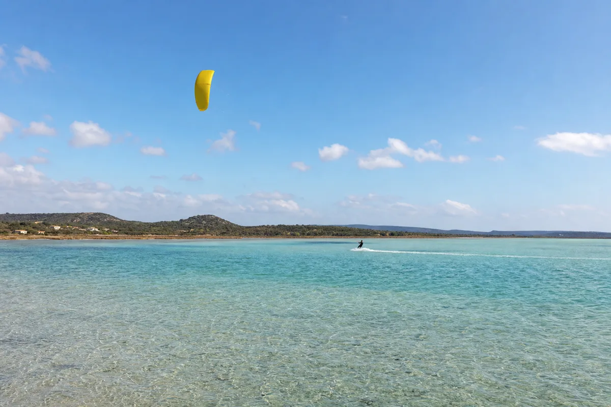 Apprendre le kitesurf : durée, étapes et spots de l'Aude
